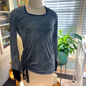 Prana brand yoga shirt